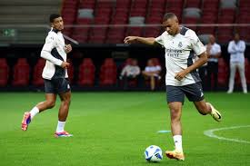 进攻做出调 进攻做出调